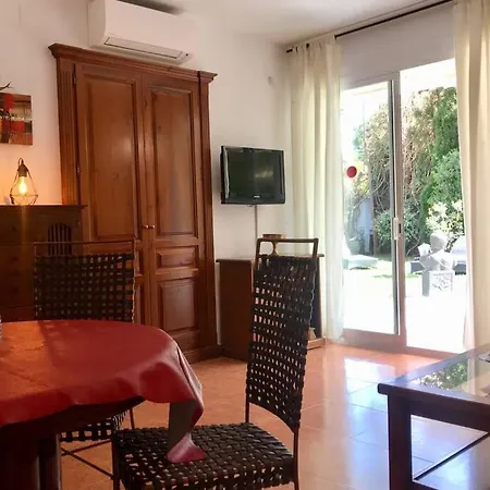 3 Con Jardin Privado A 250 Mt De La Playa Apartman Sitges